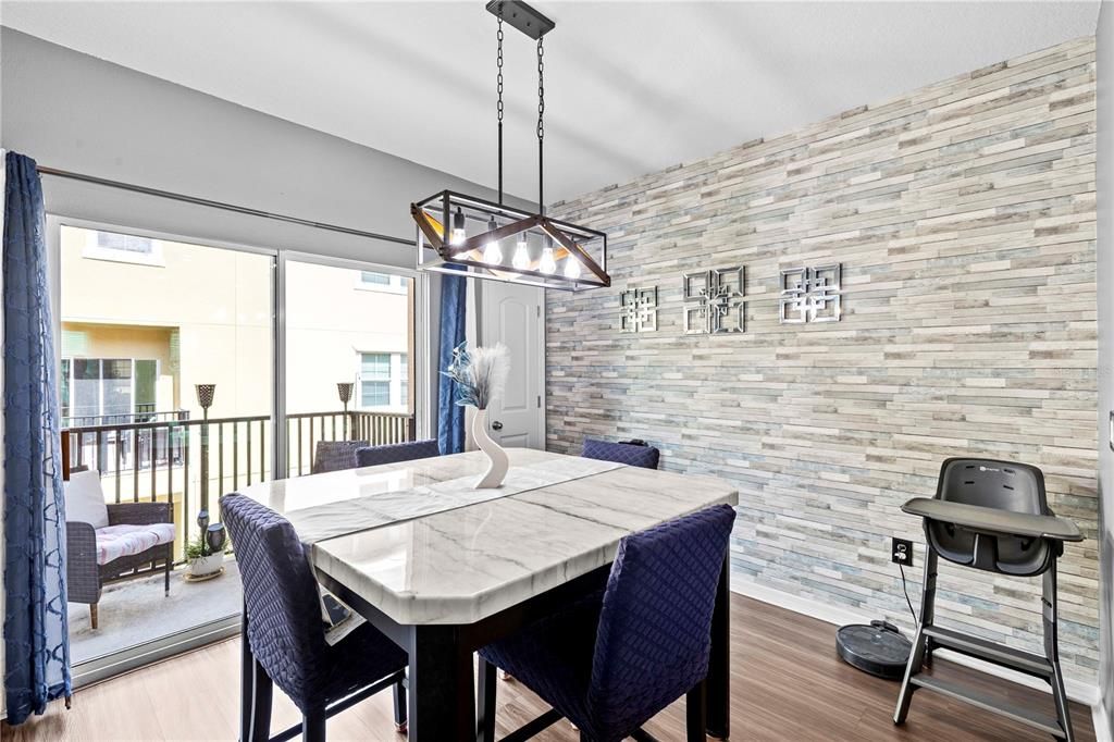 For Sale: $259,900 (2 beds, 2 baths, 1509 Square Feet)