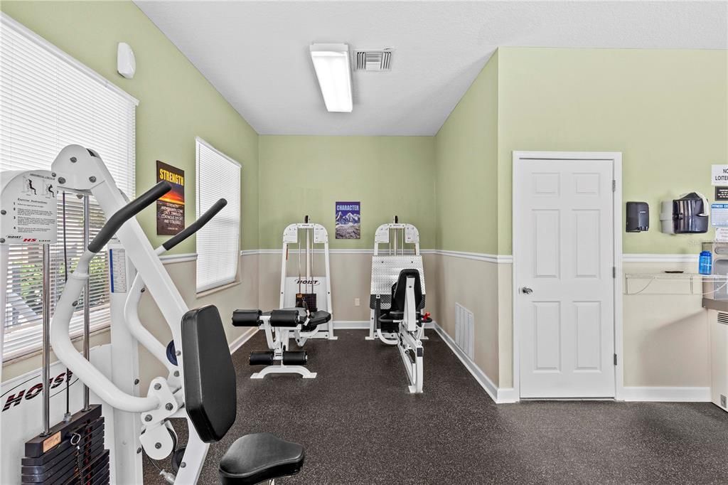 For Sale: $259,900 (2 beds, 2 baths, 1509 Square Feet)