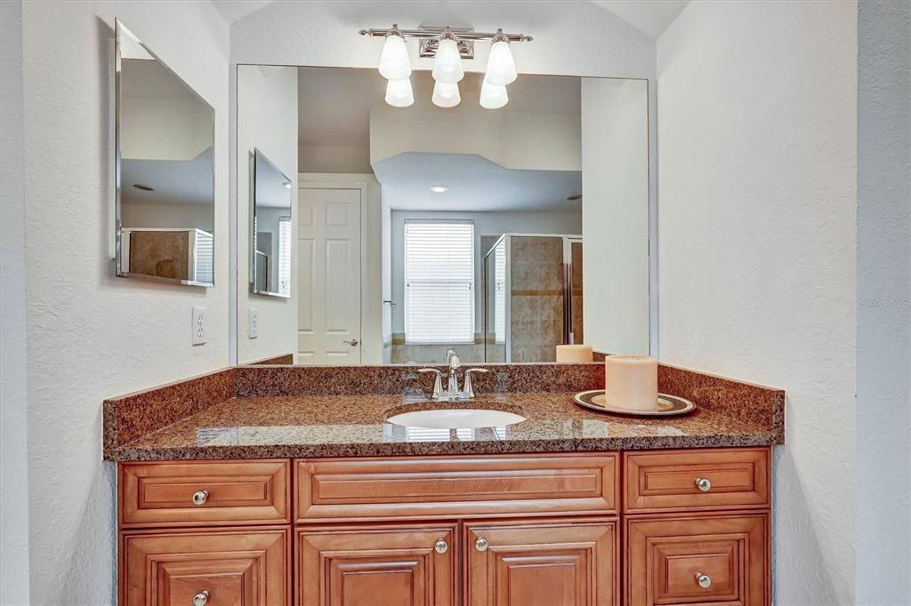 For Sale: $979,000 (4 beds, 2 baths, 2672 Square Feet)