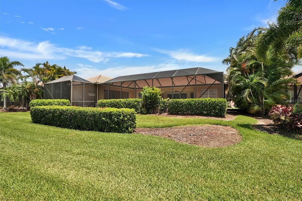 For Sale: $979,000 (4 beds, 2 baths, 2672 Square Feet)