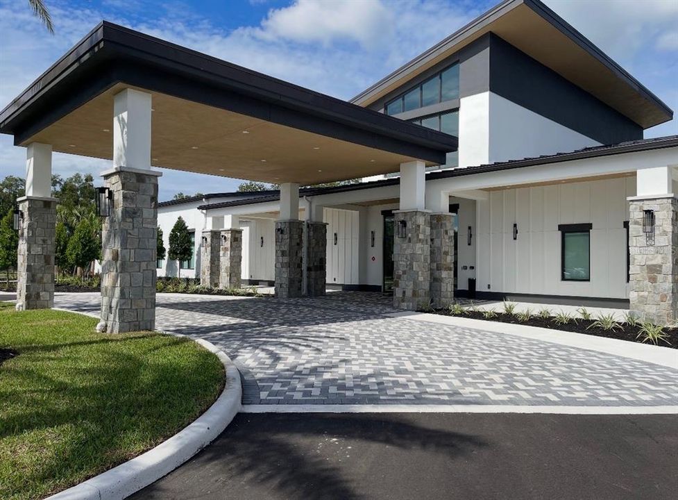 En Venta: $499,000 (2 camas, 2 baños, 1964 Pies cuadrados)