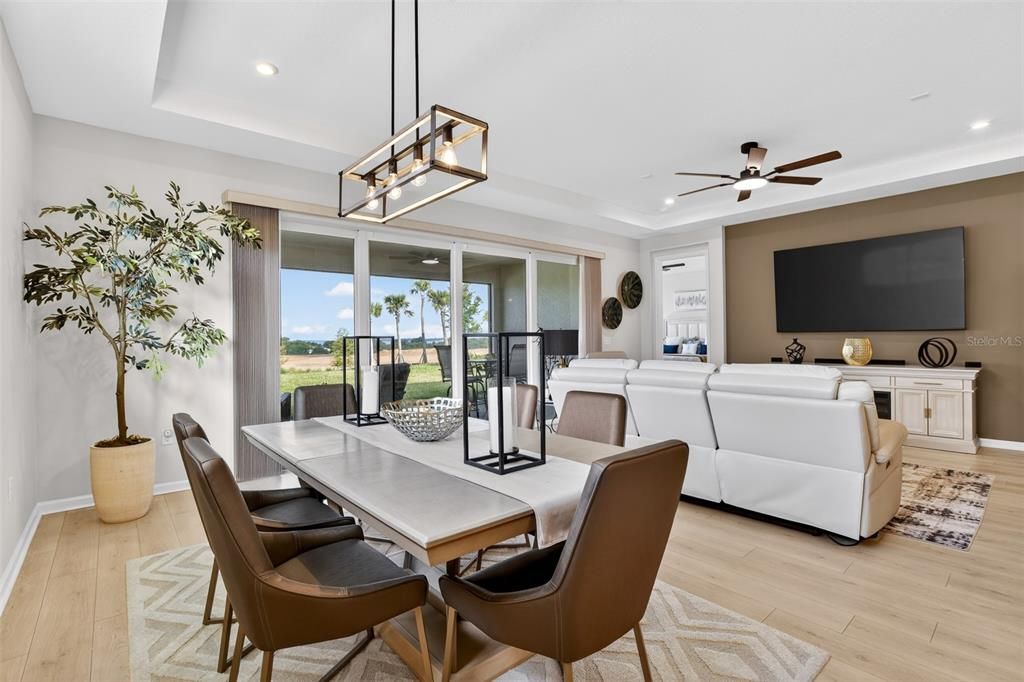 For Sale: $499,000 (2 beds, 2 baths, 1964 Square Feet)