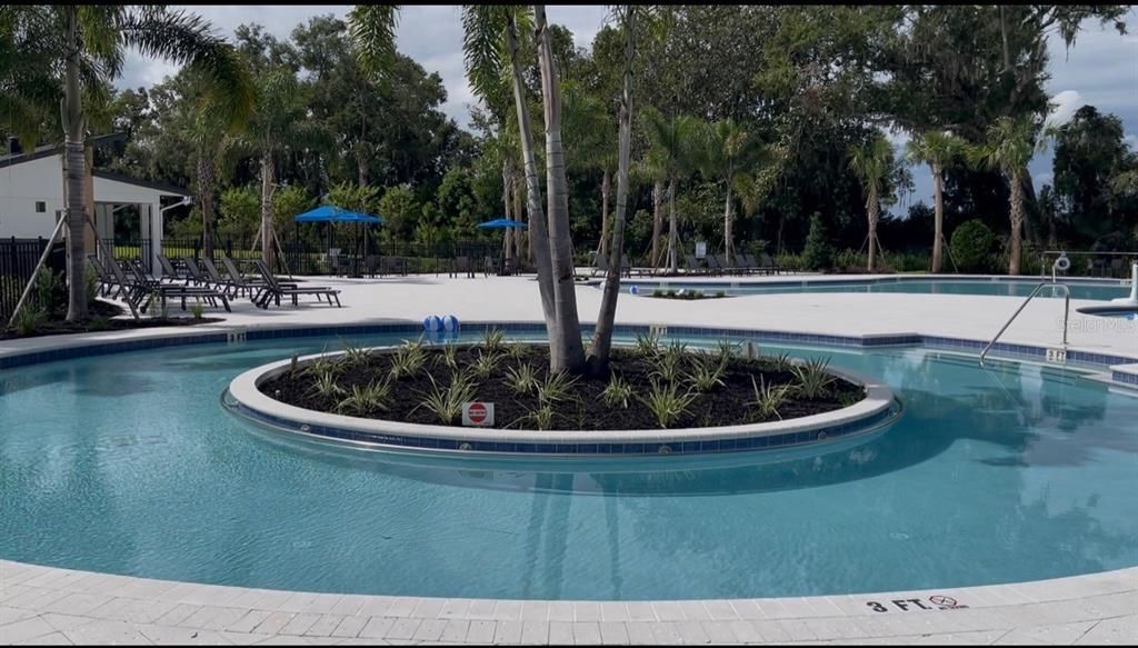En Venta: $499,000 (2 camas, 2 baños, 1964 Pies cuadrados)