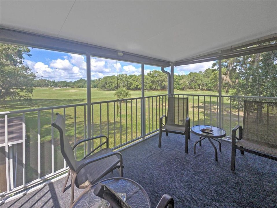 For Sale: $134,900 (2 beds, 2 baths, 840 Square Feet)