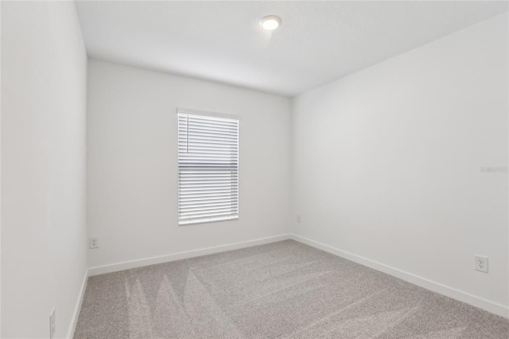 For Sale: $295,900 (3 beds, 2 baths, 1268 Square Feet)