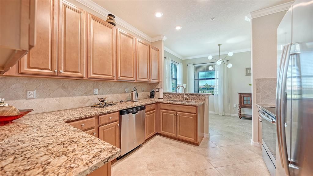 En Venta: $559,000 (3 camas, 2 baños, 2108 Pies cuadrados)