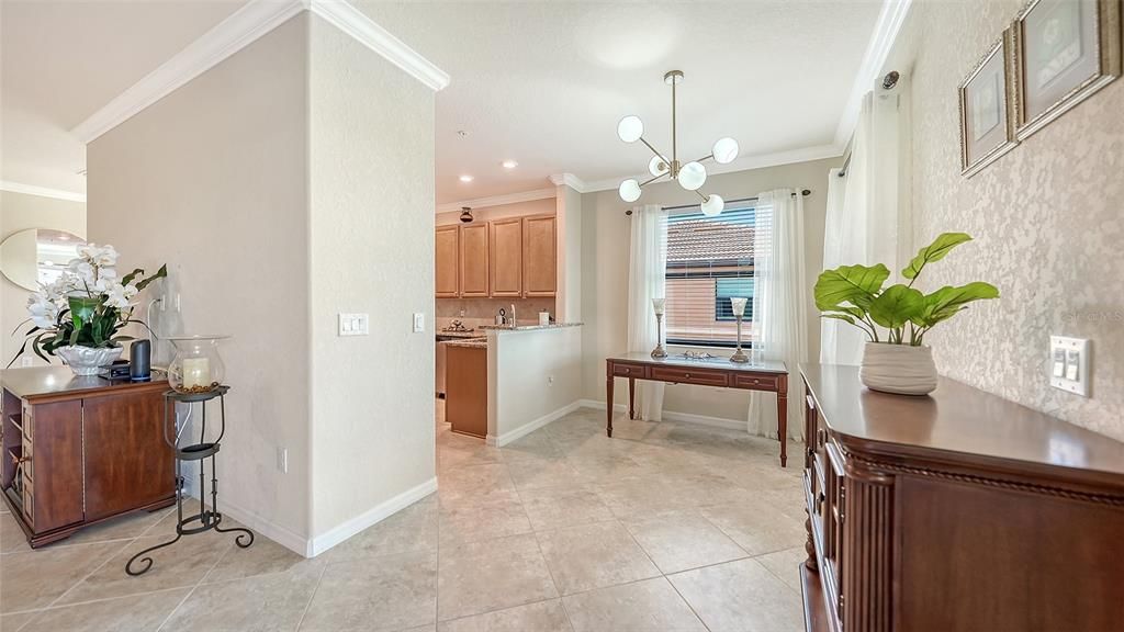 En Venta: $559,000 (3 camas, 2 baños, 2108 Pies cuadrados)