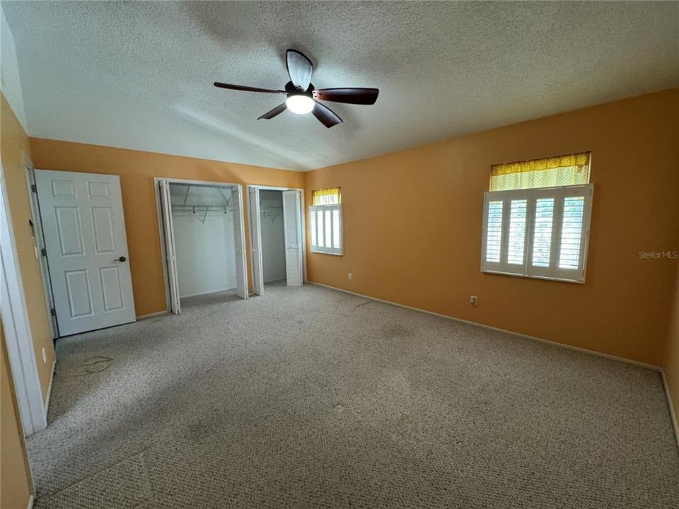 For Rent: $2,400 (2 beds, 2 baths, 1230 Square Feet)