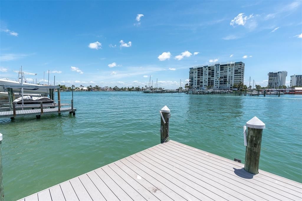 For Rent: $2,200 (1 beds, 1 baths, 619 Square Feet)