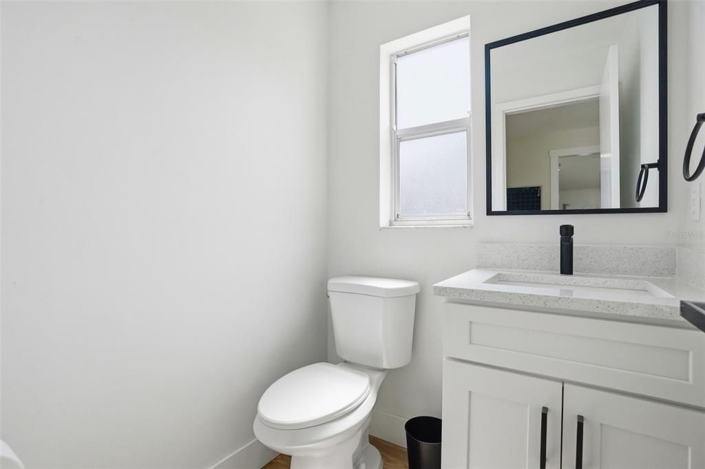 For Sale: $325,000 (3 beds, 2 baths, 1813 Square Feet)