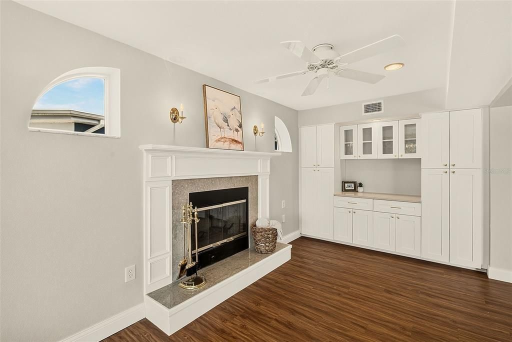 En Venta: $1,250,000 (2 camas, 2 baños, 1826 Pies cuadrados)