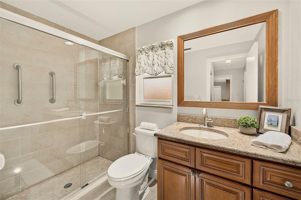 En Venta: $1,250,000 (2 camas, 2 baños, 1826 Pies cuadrados)
