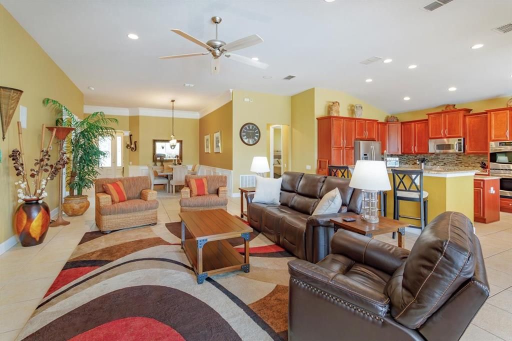 待售: $795,000 (3 贝兹, 3 浴室, 2519 平方英尺)