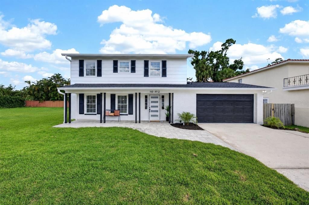For Sale: $1,050,000 (3 beds, 2 baths, 1948 Square Feet)