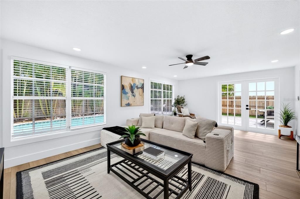 For Sale: $1,050,000 (3 beds, 2 baths, 1948 Square Feet)