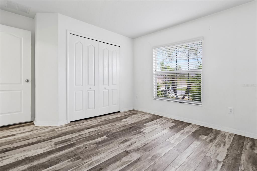 For Sale: $320,000 (4 beds, 3 baths, 1908 Square Feet)