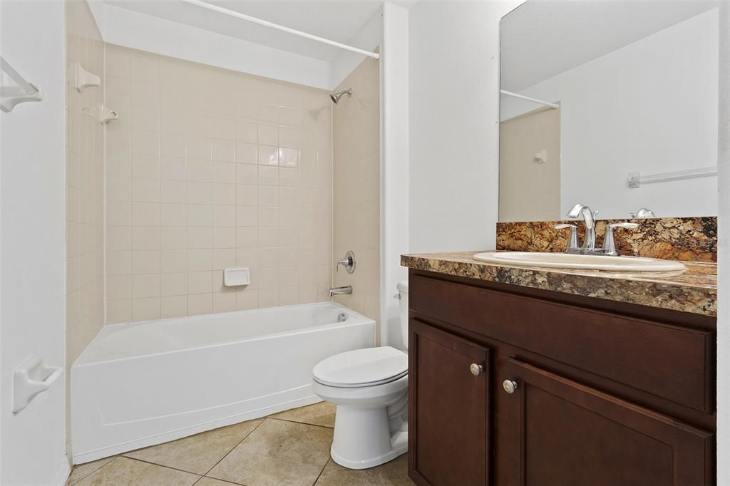For Sale: $320,000 (4 beds, 3 baths, 1908 Square Feet)