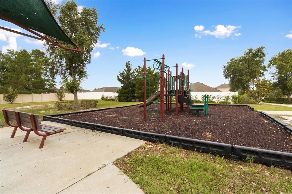 For Sale: $320,000 (4 beds, 3 baths, 1908 Square Feet)