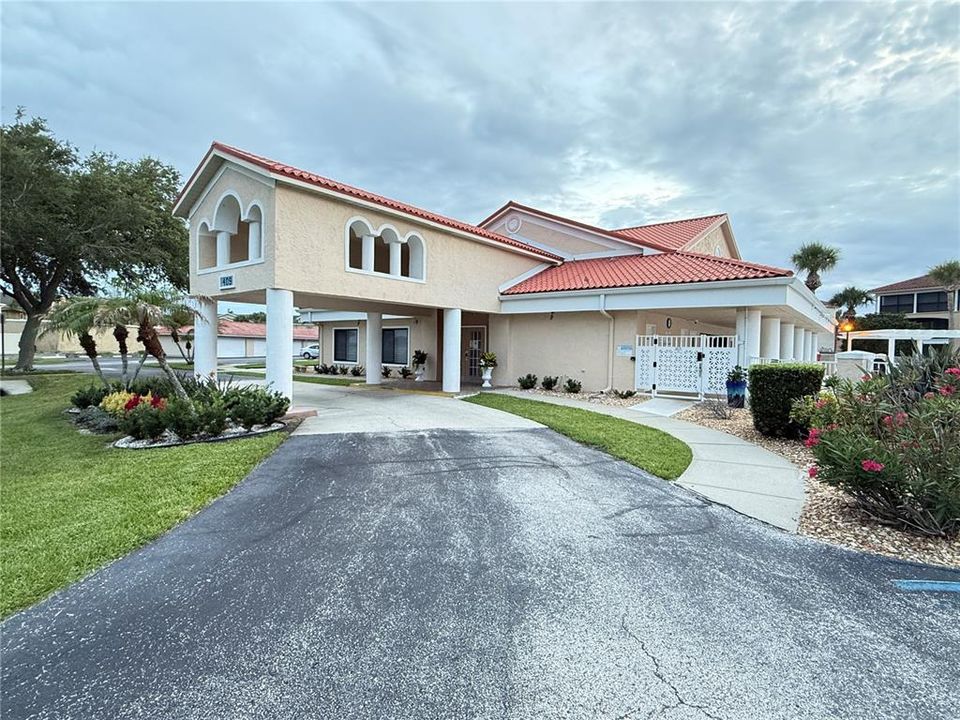 En Venta: $399,000 (2 camas, 2 baños, 1120 Pies cuadrados)