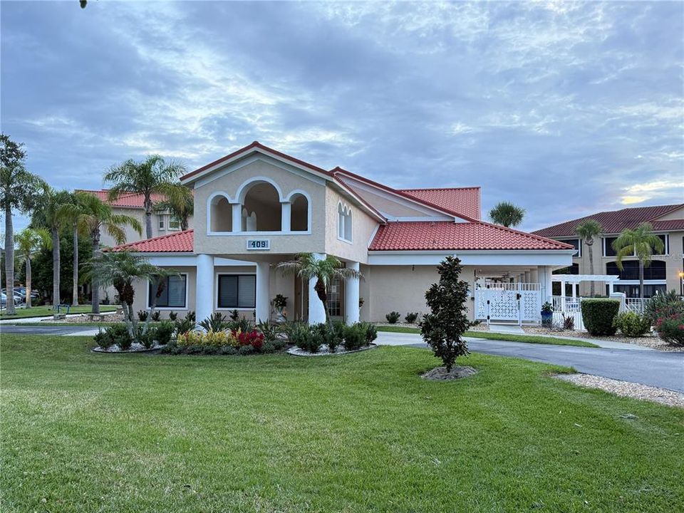 En Venta: $399,000 (2 camas, 2 baños, 1120 Pies cuadrados)