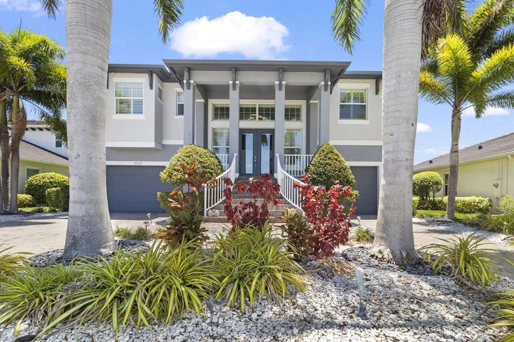 For Sale: $1,439,000 (3 beds, 3 baths, 3945 Square Feet)