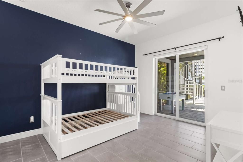 For Sale: $1,439,000 (3 beds, 3 baths, 3945 Square Feet)