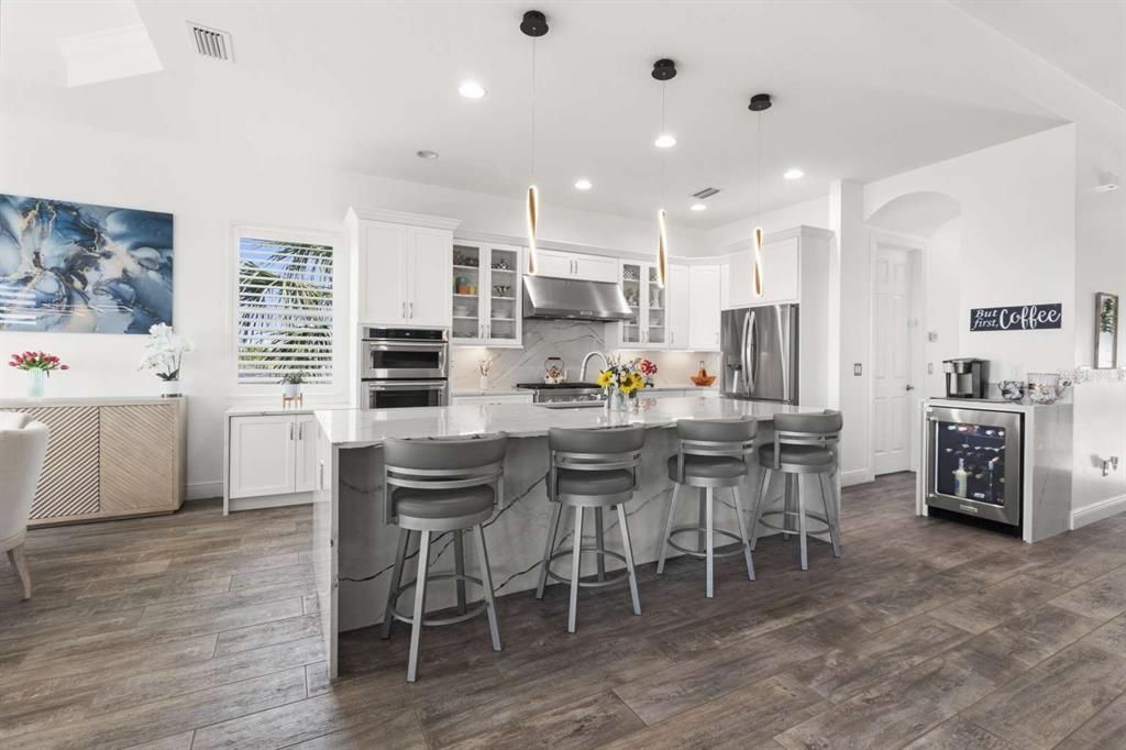 For Sale: $1,439,000 (3 beds, 3 baths, 3945 Square Feet)