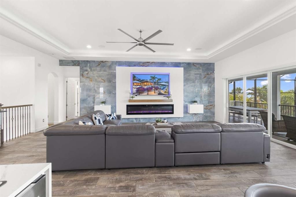 For Sale: $1,439,000 (3 beds, 3 baths, 3945 Square Feet)