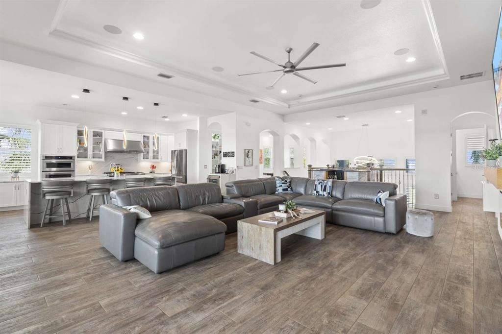 For Sale: $1,439,000 (3 beds, 3 baths, 3945 Square Feet)