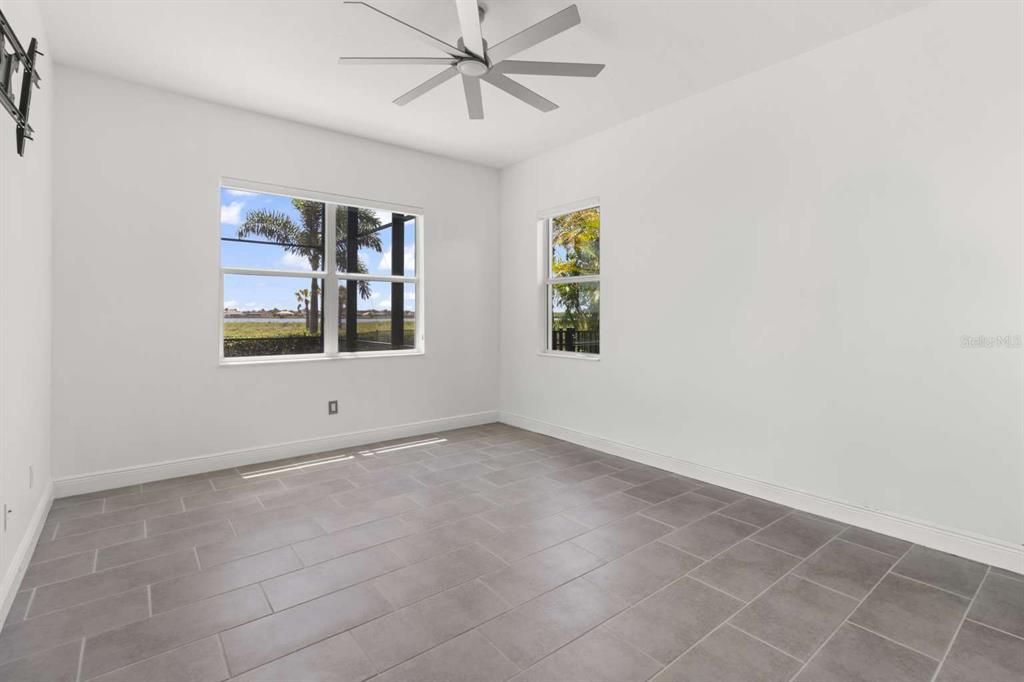 For Sale: $1,439,000 (3 beds, 3 baths, 3945 Square Feet)