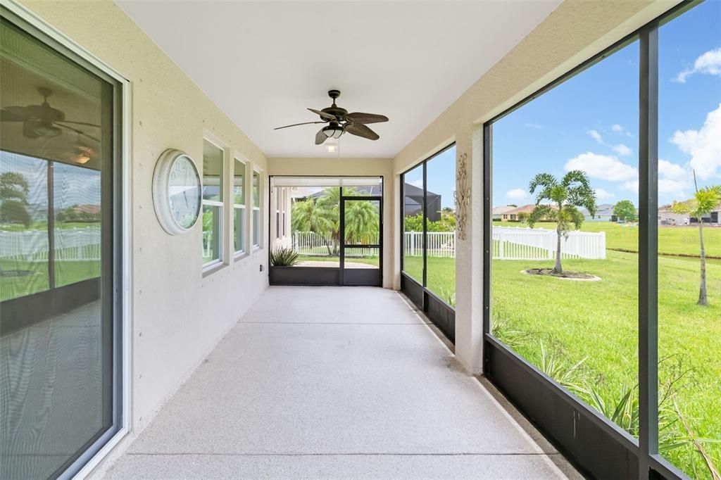 For Sale: $500,000 (4 beds, 2 baths, 1843 Square Feet)