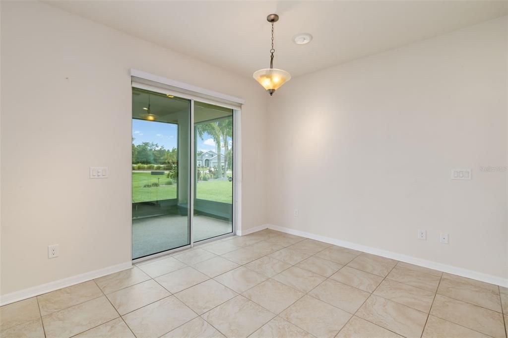 For Sale: $500,000 (4 beds, 2 baths, 1843 Square Feet)