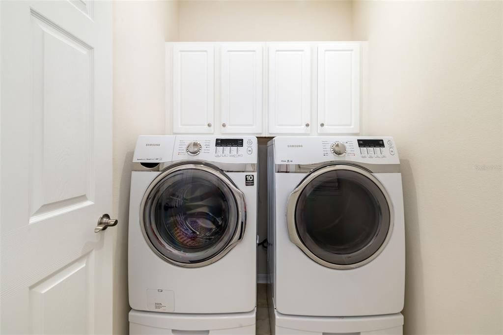 For Sale: $500,000 (4 beds, 2 baths, 1843 Square Feet)