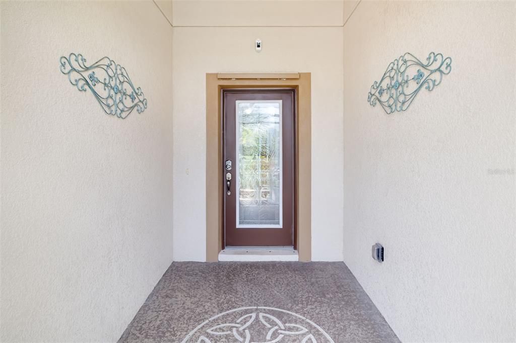 For Sale: $500,000 (4 beds, 2 baths, 1843 Square Feet)