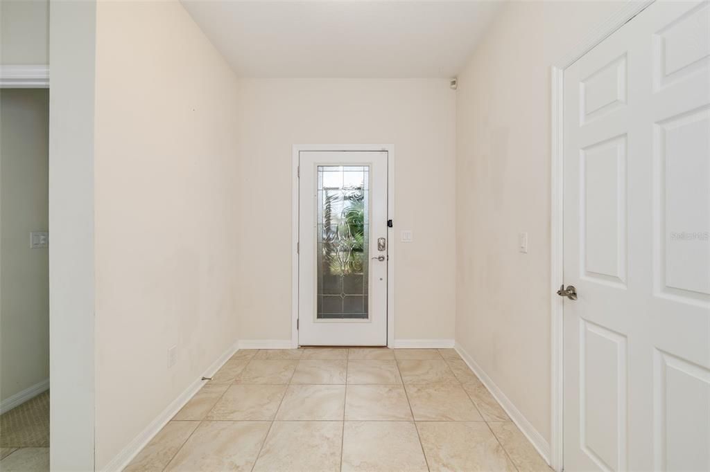 For Sale: $500,000 (4 beds, 2 baths, 1843 Square Feet)