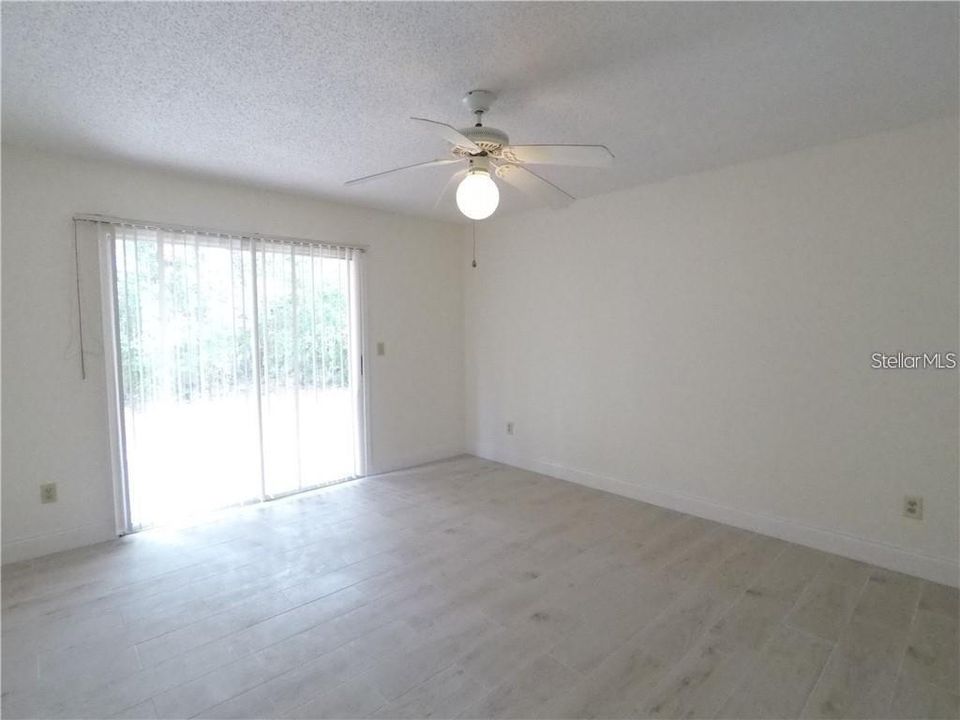 For Sale: $189,900 (3 beds, 2 baths, 1326 Square Feet)