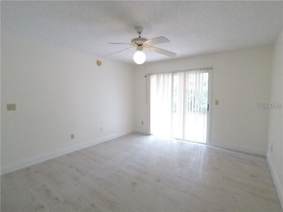 For Sale: $189,900 (3 beds, 2 baths, 1326 Square Feet)