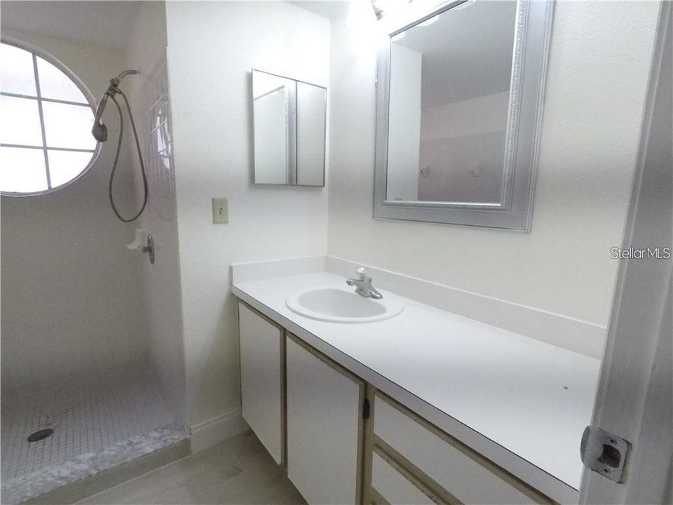 For Sale: $189,900 (3 beds, 2 baths, 1326 Square Feet)