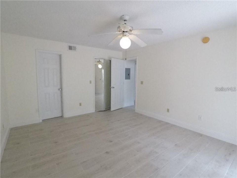 For Sale: $189,900 (3 beds, 2 baths, 1326 Square Feet)