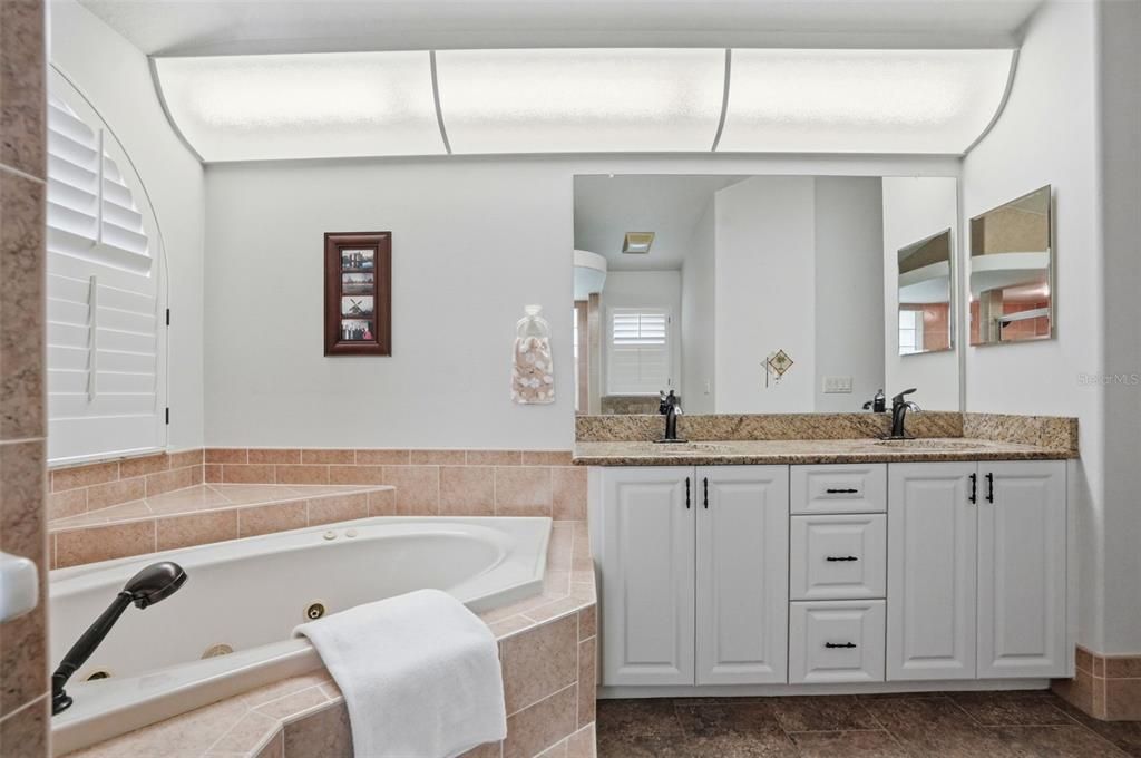 For Sale: $449,000 (3 beds, 2 baths, 2240 Square Feet)