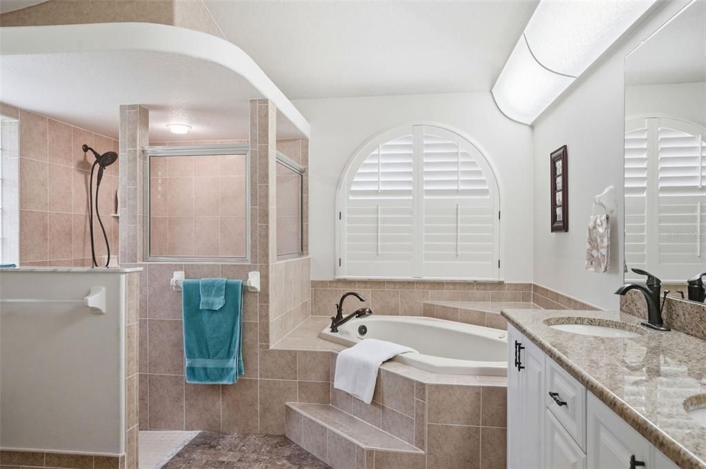 For Sale: $449,000 (3 beds, 2 baths, 2240 Square Feet)