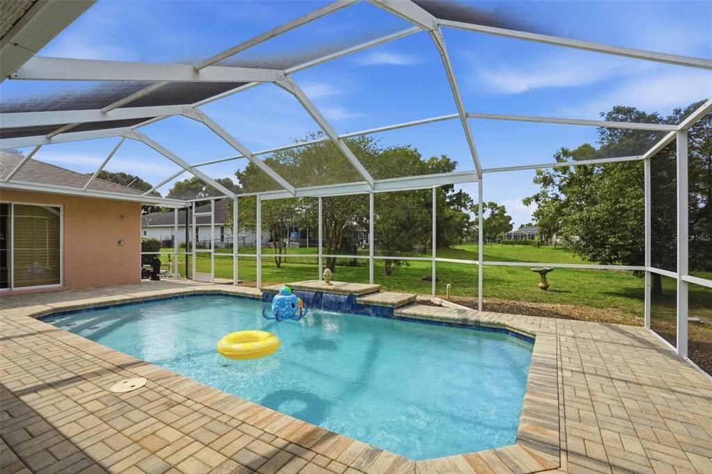For Sale: $449,000 (3 beds, 2 baths, 2240 Square Feet)