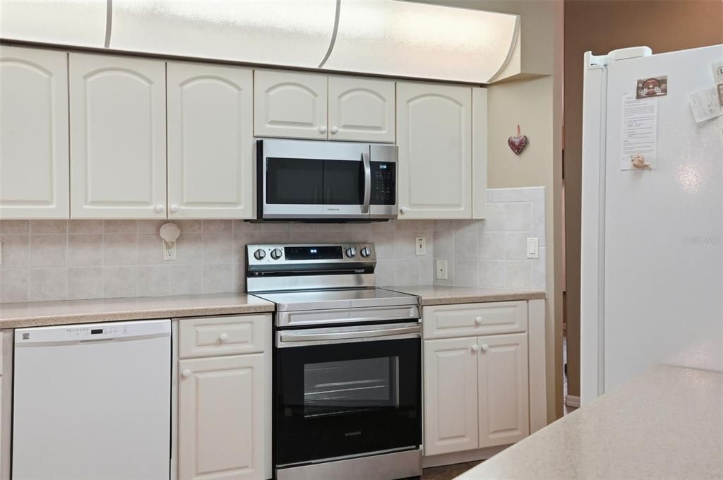 For Sale: $449,000 (3 beds, 2 baths, 2240 Square Feet)