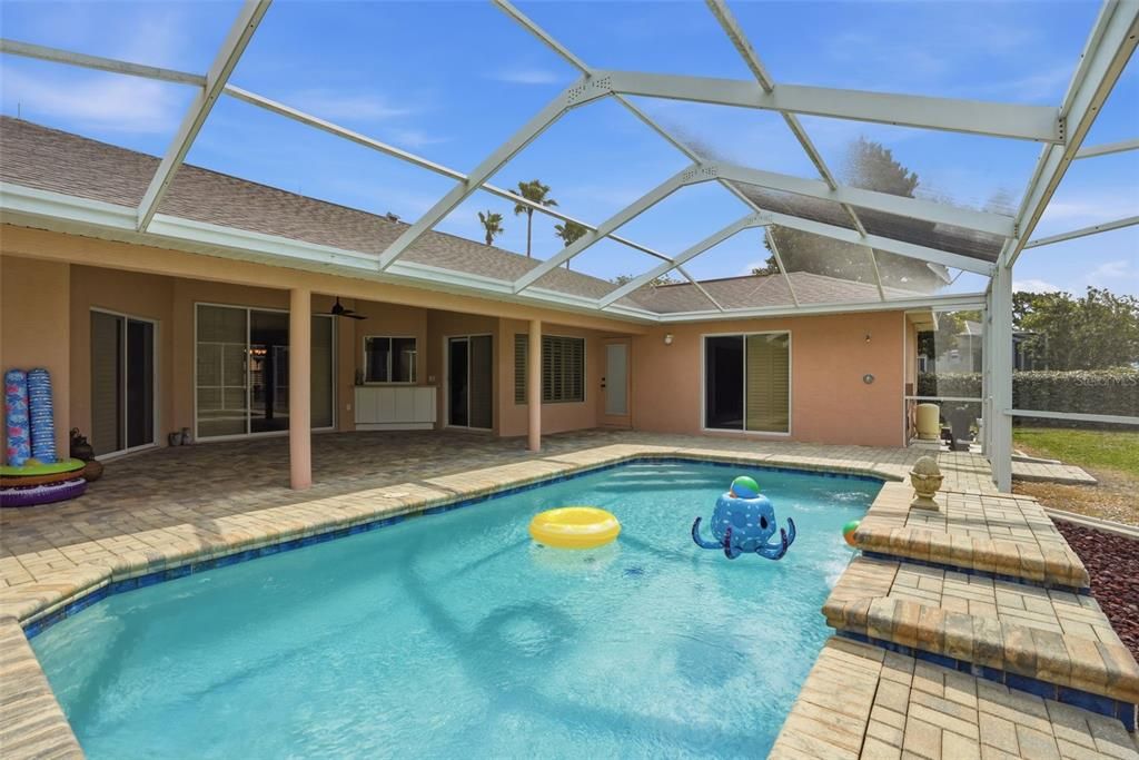 For Sale: $449,000 (3 beds, 2 baths, 2240 Square Feet)