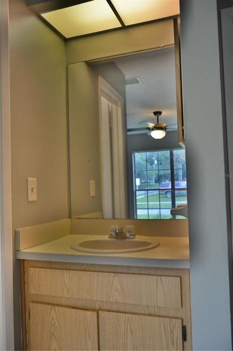 For Rent: $2,000 (3 beds, 2 baths, 1192 Square Feet)