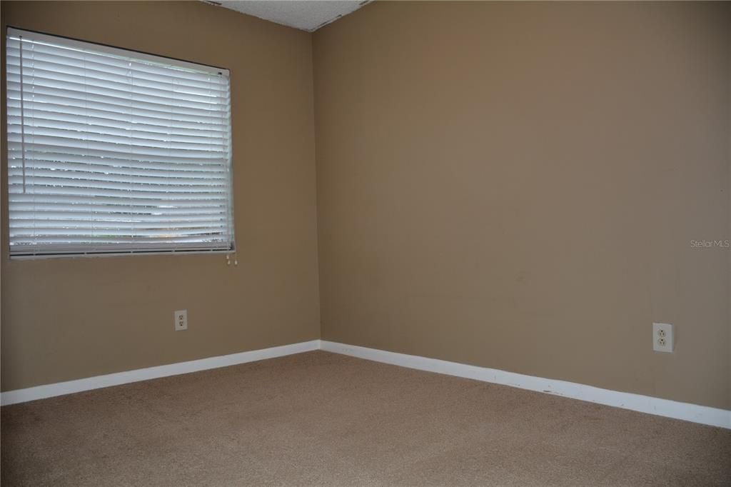 For Rent: $2,000 (3 beds, 2 baths, 1192 Square Feet)