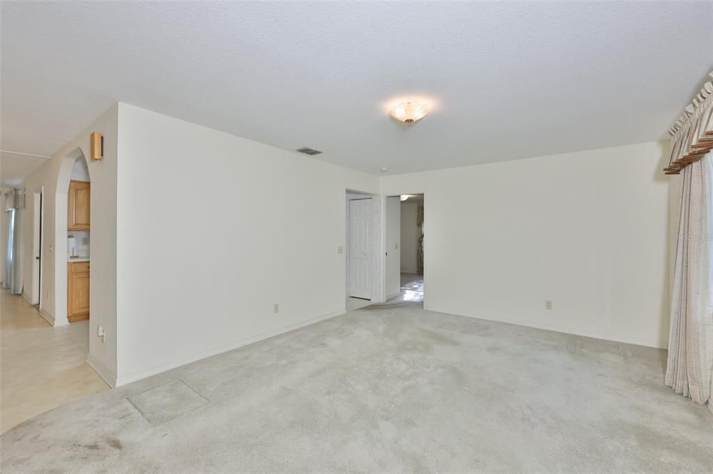 For Sale: $524,900 (3 beds, 2 baths, 1676 Square Feet)