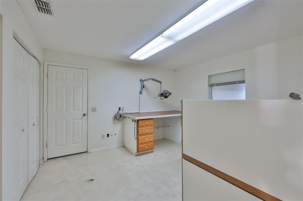 For Sale: $524,900 (3 beds, 2 baths, 1676 Square Feet)