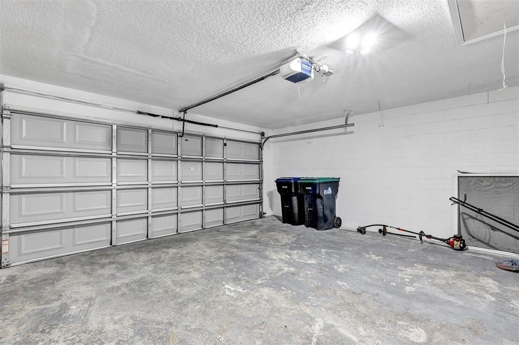 На продажу: $365,000 (3 спален, 2 ванн, 1237 Квадратных фут)