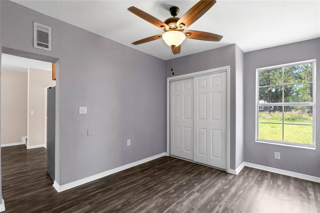 Active With Contract: $700,000 (3 beds, 2 baths, 1708 Square Feet)